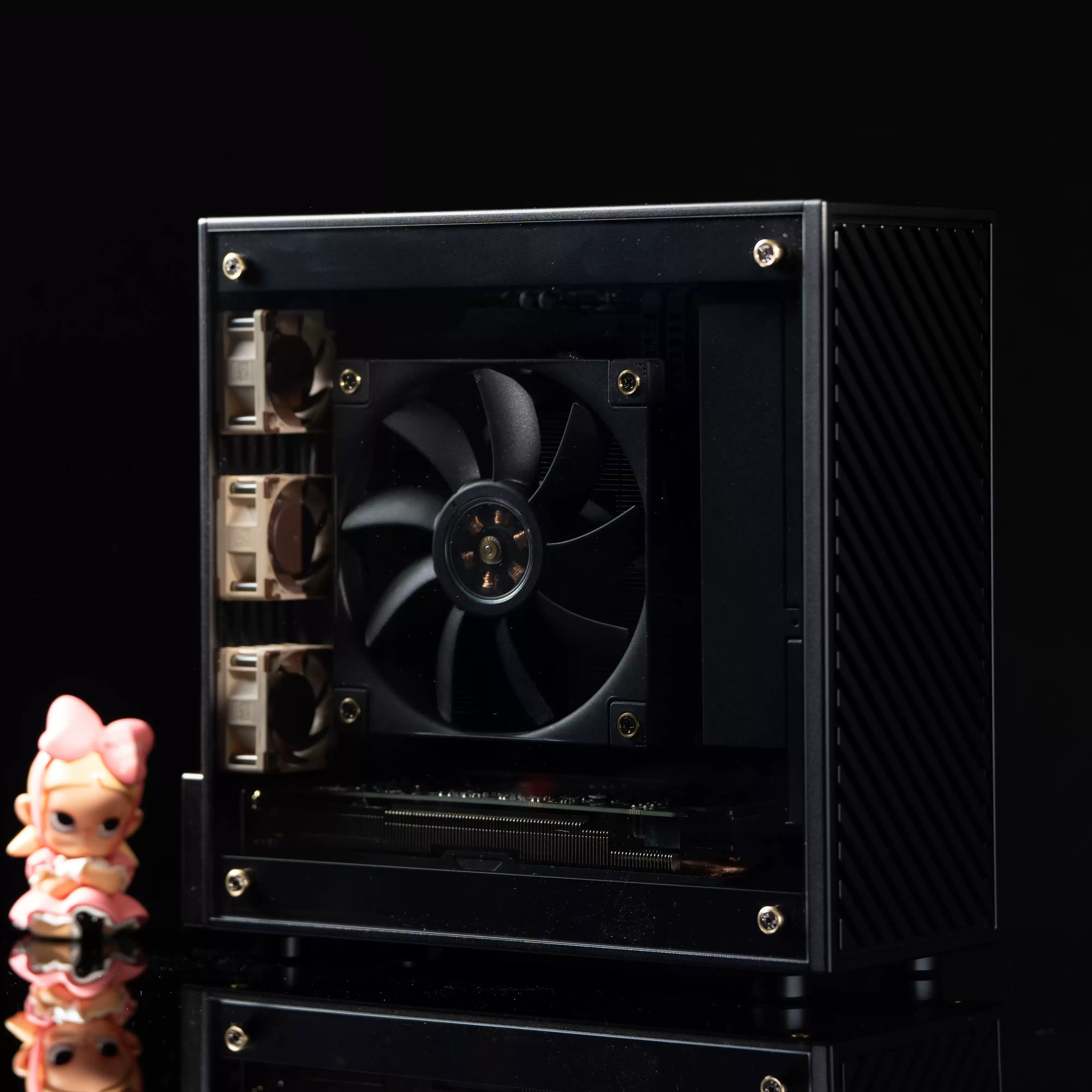 Case LP P6 ITX in Alluminio CN - Sff Mini Itx Cnc Aluminum Chassis recensione e prezzo